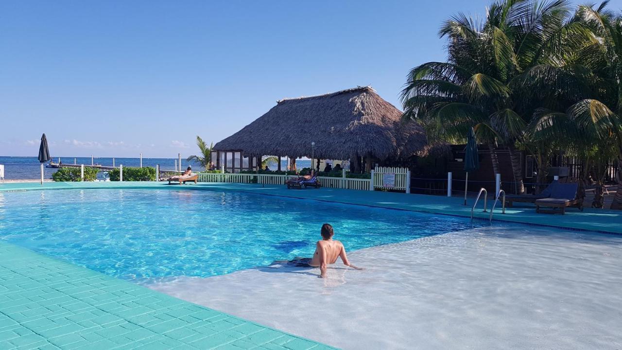 Royal Caribbean Resort San Pedro  Exteriér fotografie